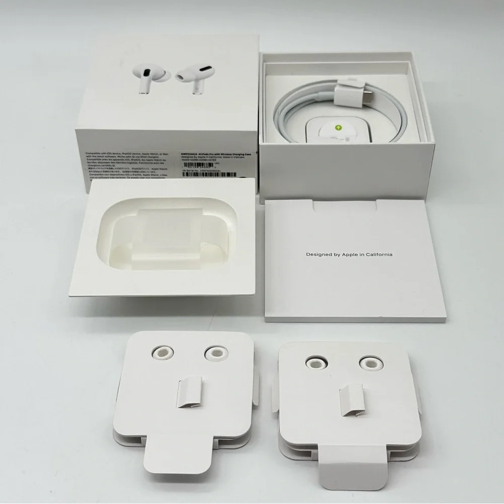 EMPTY BOX Apple AirPods Pro Replacement Ear Tips and Charger Cable